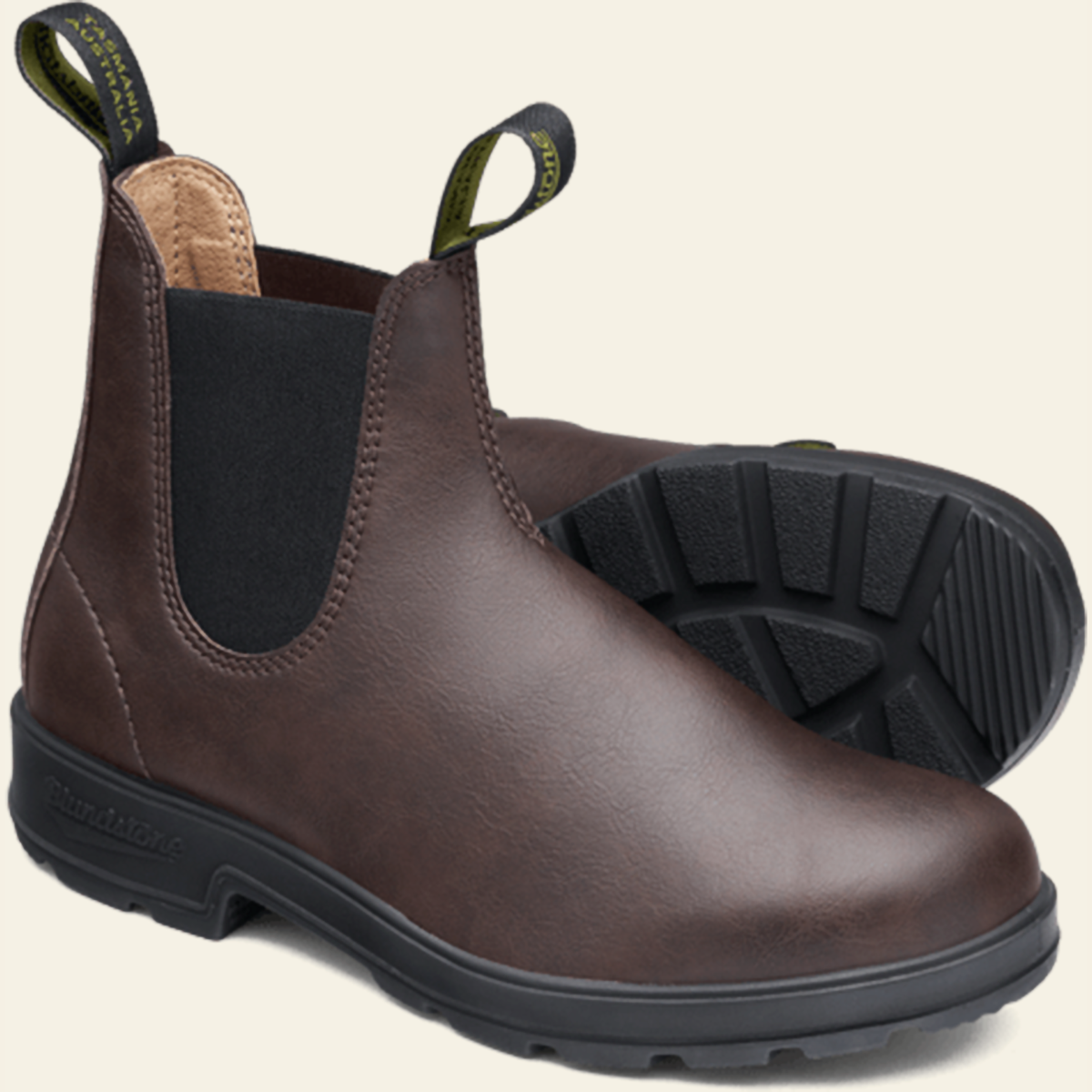 2266 Chelsea Boot in Brown